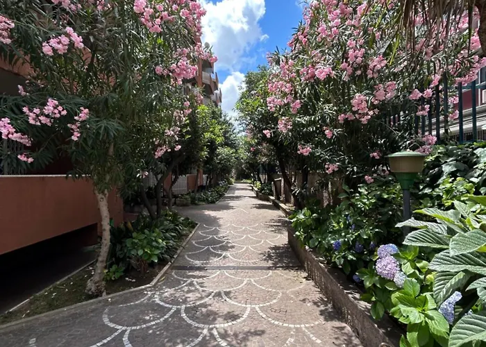 Candelor House - & Garden Trastevere